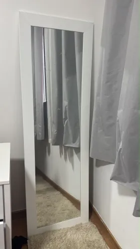 Vendo lindo espelho 1.80 de altura perfeito ?