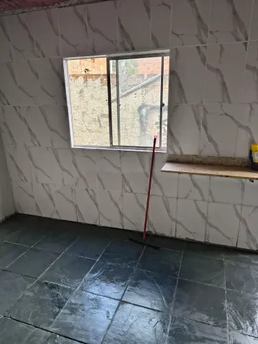 Casa para Alugar - R$ 670,00 (Água e Luz Inclusos)