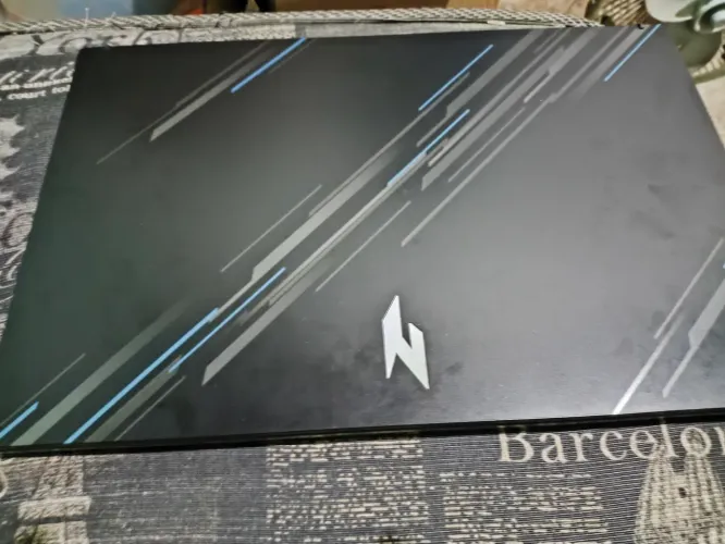 Acer nitro V15 rtx 3050 / Mouse acer