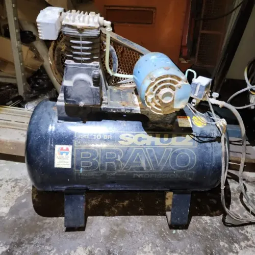 Compressor de Ar Trifasico Schulz 2hp 100 Litros Para Reformar