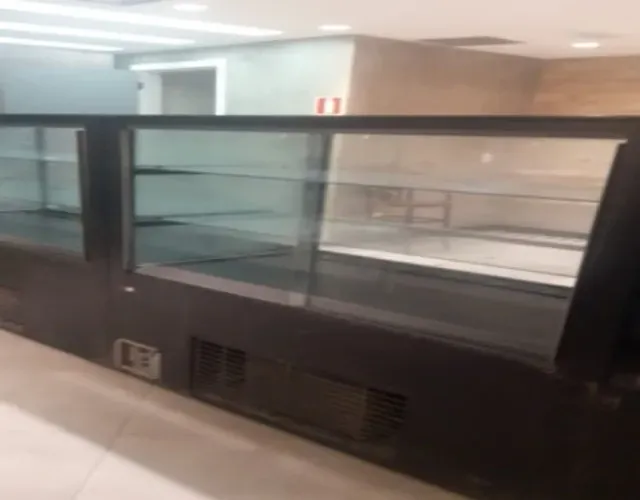 VITRINE EXPOSITORA REFRIGERADAS 125X65 ICEBERMGBH