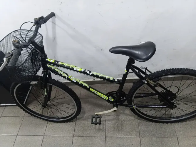 Bicicleta caloi 21 marchas aro 26 adulto  + cesta grande ( parcelo ate 3 x sem juros)