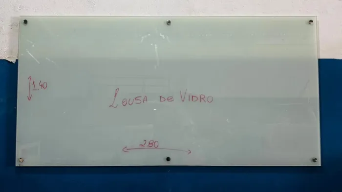Lousa de vidro serigrafado