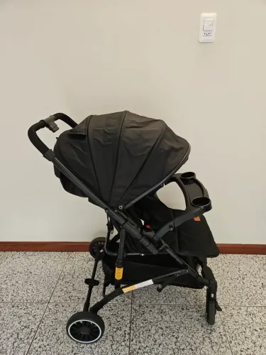 Carrinho de bebê MAXIBABY yougo