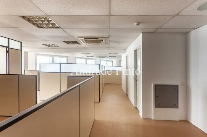 Sala para aluguel com 300 metros quadrados em Centro - Rio de Janeiro - RJ