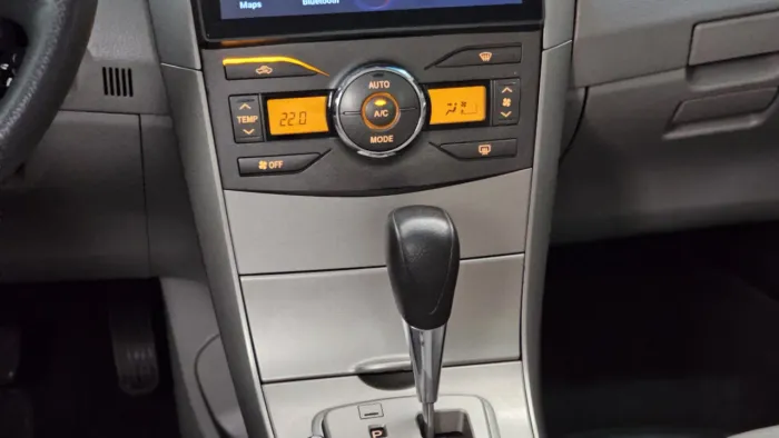 Toyota Corolla GLI 1.8 Flex 16V Aut. 2011