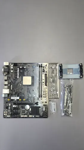 Placa mãe + processador