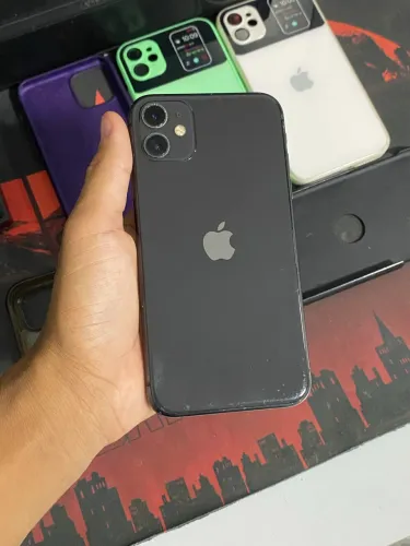 iPhone 11 Vendo ou troco
