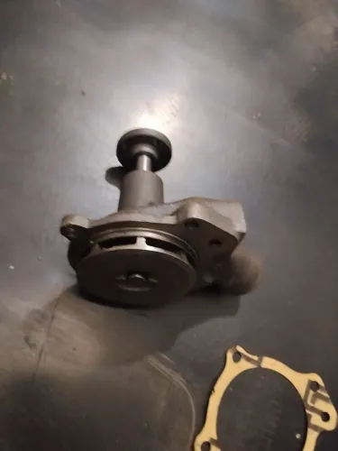 Bomba d'água motor 261