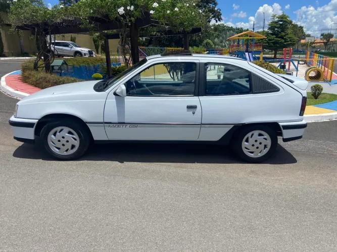 Chevrolet Kadett GSI / GS 2.0 1995