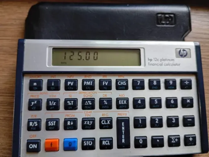 Calculadora HP 12C Platinum (Semi-Nova) c/ Bateria + Capa - Entrego Hoje em SP
