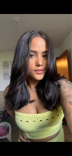 Vendo cabelo humano na tela 150 gramas