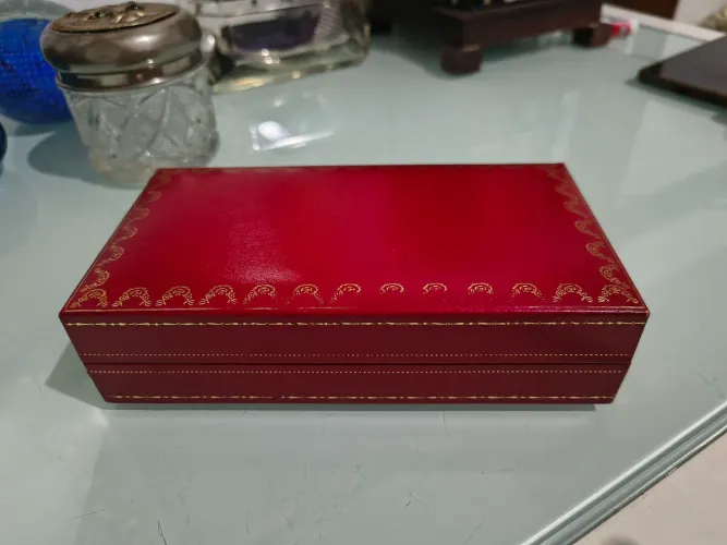 Caixa antiga Cartier 