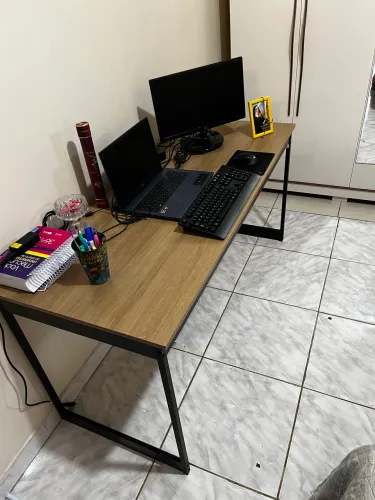Escrivaninha 150x60