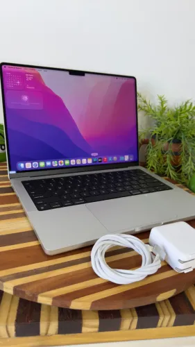 MacBook Pro M4 16gb 512gb *596*