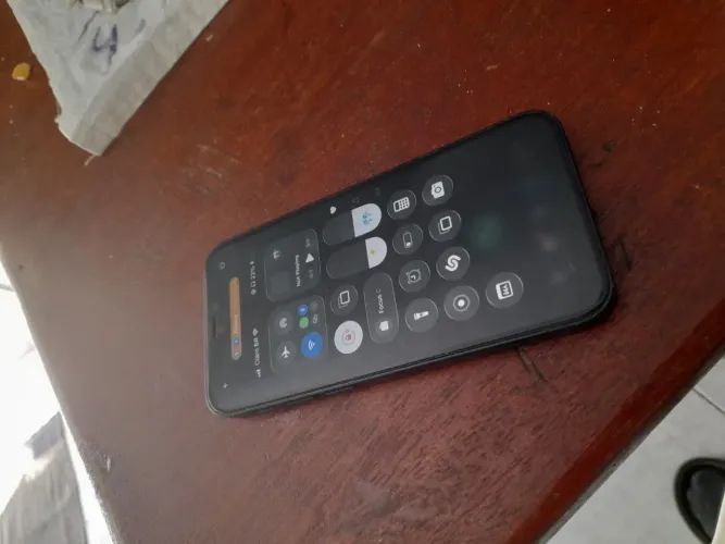 iPhone 12 mini 