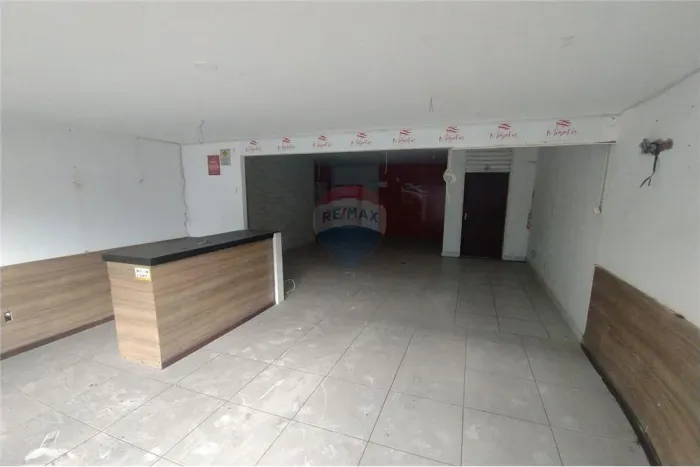 Aluguel de Ponto Comercial/ Loja de 240 m² em Santa Martha/Maruipe