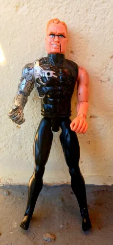 Boneco Ciborgue Futurista / Ação - Mecanismo de Transformação Exclusivo (Raro!)