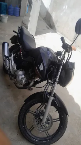 Moto a venda