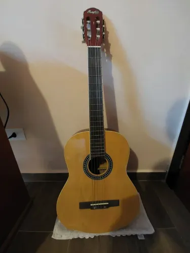 Violão acústico Tagima Memphis AC-39 para conserto