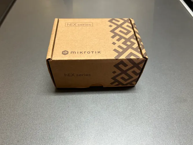MikroTik Routerboard E50UG hEX 950mhz 512mb E50 L4