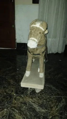 Cavalinho de Madeira