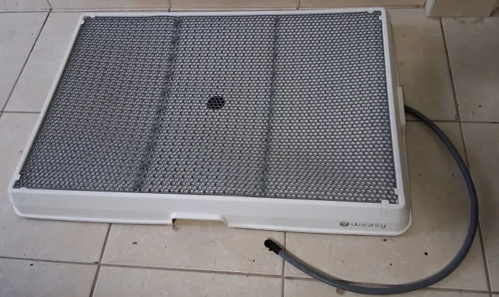 Weasy banheiro inteligente p/ pet. Grande. Usado, bem conservado. Med. 100x70x10.
