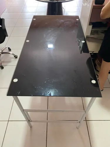 Mesa de vidro escritório 1,2m x 60 cm