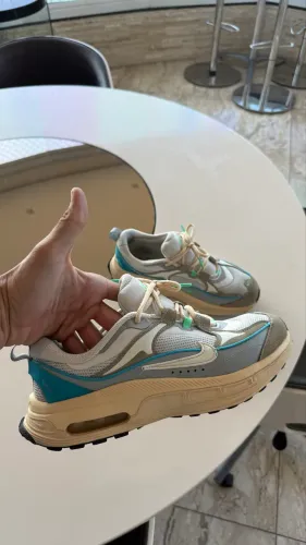 TÊNIS RETRÔ NIKE AIR MAX BLISS TAM 40