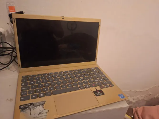 Notebook Positivo 
