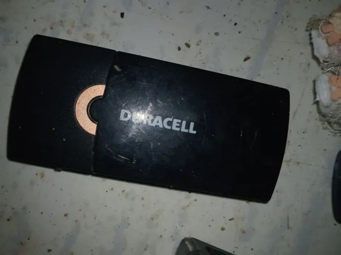 o Duracell Portable USB Charger (Modelo PPS2)