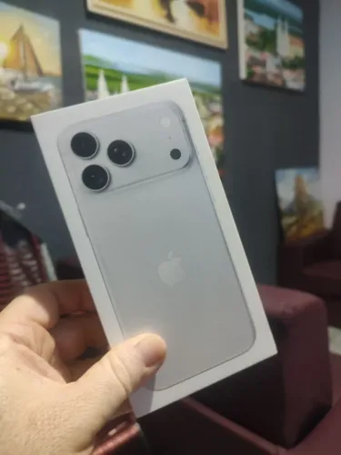 IPhone 18 pro Max 512 chip físico