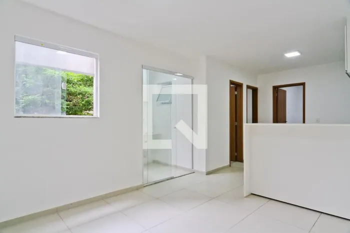 Apartamento à Venda - Água Fria, 2 Quartos, 45 m2
