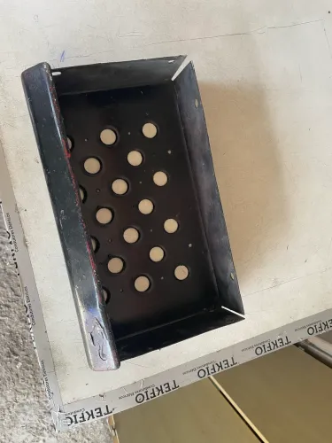 Estribo piso Ford cargo