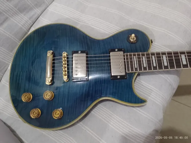 Guitarra Les Paul Aria Pró 2