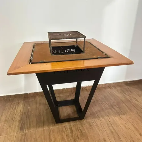 Churrasqueira Móvel Prisma Grill