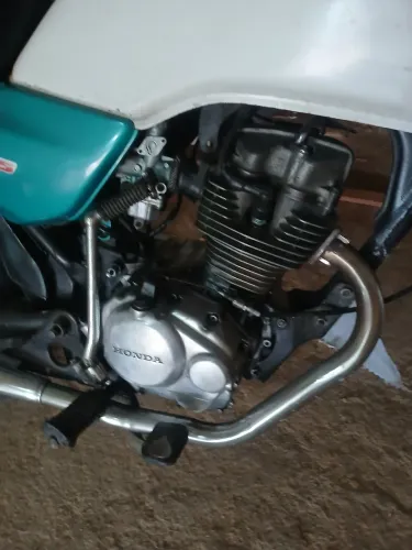 Moto em perfeito estado