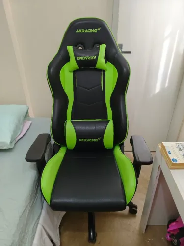 Cadeira Gamer AKRacing - Conforto Premium | Excelente Estado