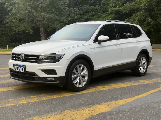 Volkswagen Tiguan Allspac Comf 250 TSI 1.4 Flex 2018