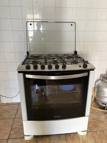 Fogão Electrolux 6 bocas