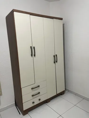 GUARDA ROUPA