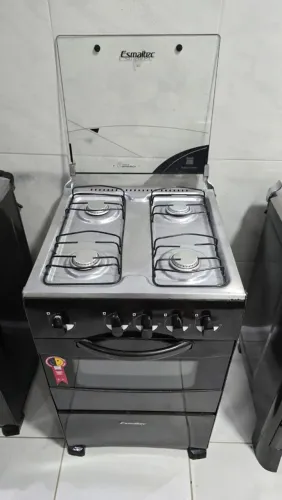 FOGÃO DE 4 BOCAS FUNCIONANDO PERFEITAMENTE
