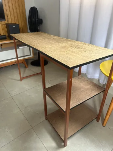 Mesa escrivaninha