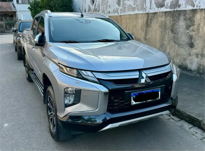 Mitsubishi L200 Triton Sport HPE-S 2.4 CD Dies. AUT 2023