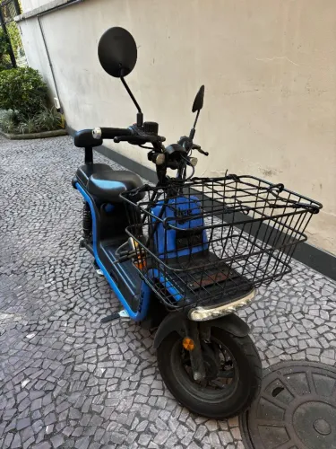 Bee U1 lítio