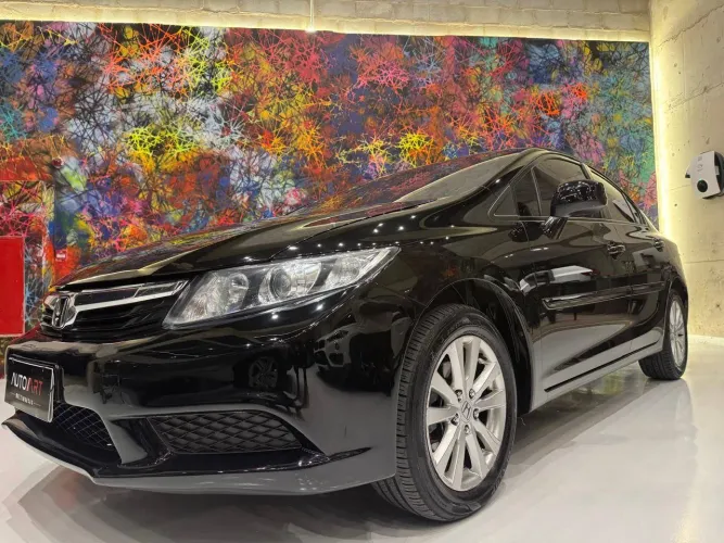 Honda Civic Sedan LXS 1.8/1.8 Flex 16V Aut. 4P 2013