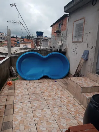 Piscina de 1mil litros( somente retirada para ir logo)