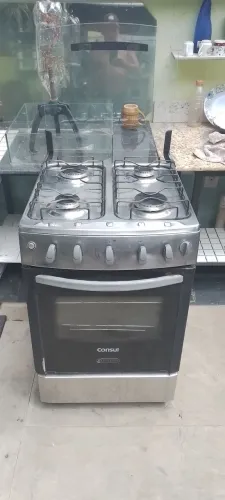 Fogão cônsul 4 bocas as 4 bocas e forno funcionando 
