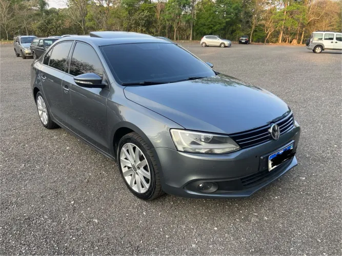 Volkswagen Jetta Comfortline 2.0 T.flex 8V 4P Tipt. 2011