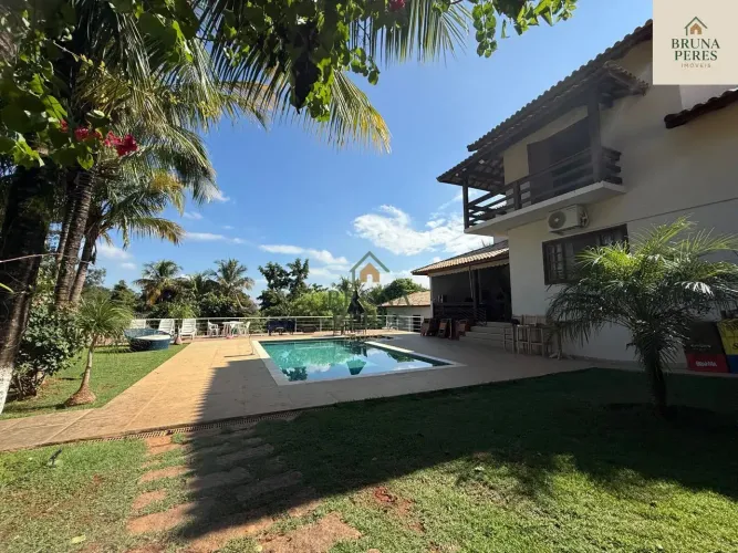 Lindo Sobrado em condomínio à venda, 450m², 5 Suítes, Res. Village Águas de Santa Eliza -